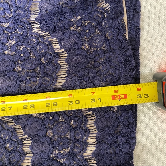 Elegant Navy Lace Mini Dress XS - Picture 5 of 5